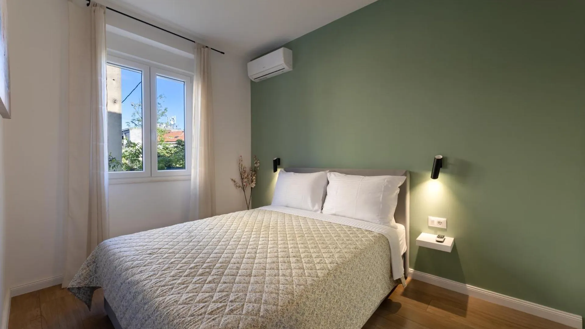 Apartment Palcic 0*, Split